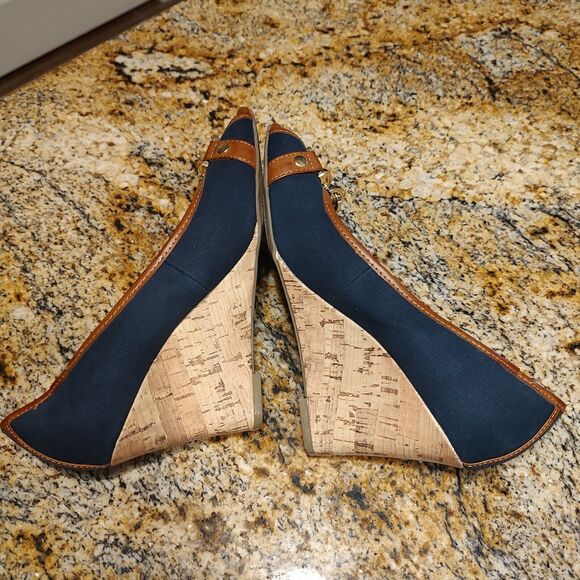 Tommy Hilfiger Tawnisha Peep Toe Canvas Cork Wedge Heels Blue Women's Sz 5.5 - Picture 7 of 10